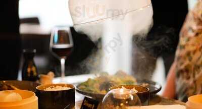 Zap Restaurant & Bar