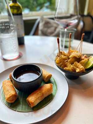 Mozern Bar & Brasserie