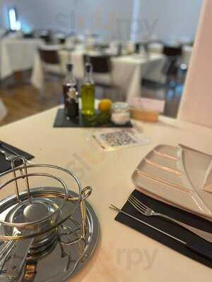 Zem Horburgschluggi Guggemuusig