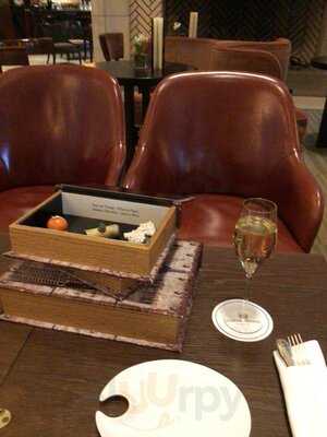 Bar Et Lounge Les Nations