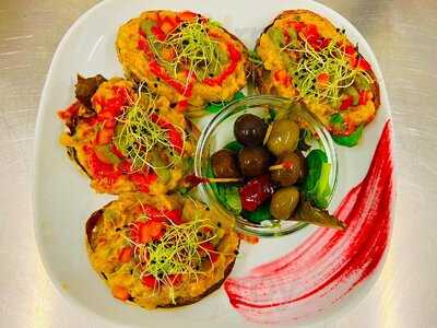 Dive Bär Craft Brewery & Taproom