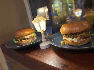 Andres Kitchen Bistro