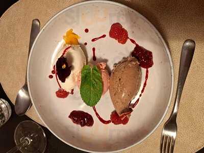 Bluma Bar & Restaurant