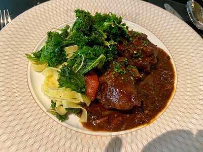 Choupette - Presque Une Brasserie