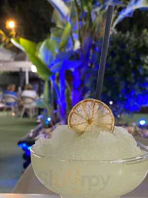 Zafeiro's Bar Restaurant