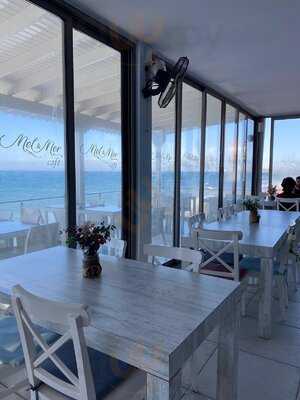Mel & Mer Cafe Restaurant
