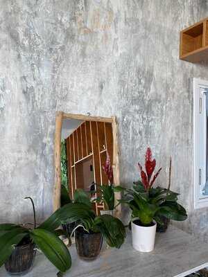 Mel & Mer Cafe Restaurant