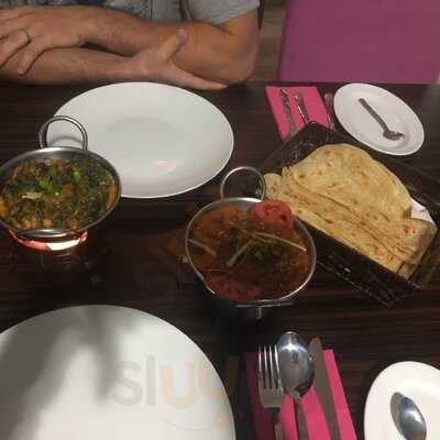 Tikka Indian Restaurant & Bar