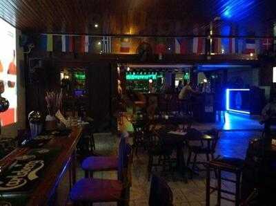 Taps Irish Pub (bar & Grill)