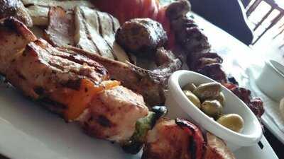 Taps Irish Pub (bar & Grill)