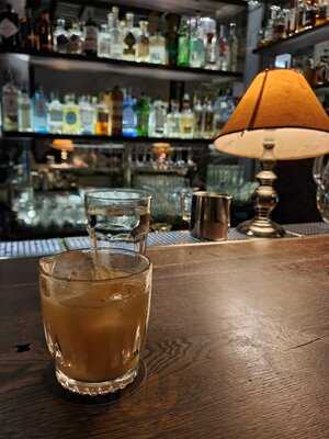 Bar, Který Neexistuje