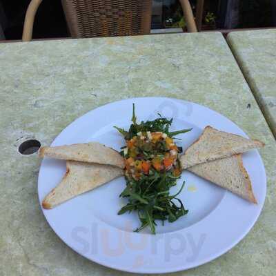 La Hospoda Bistro Colonial