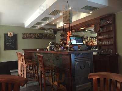 La Hospoda Bistro Colonial