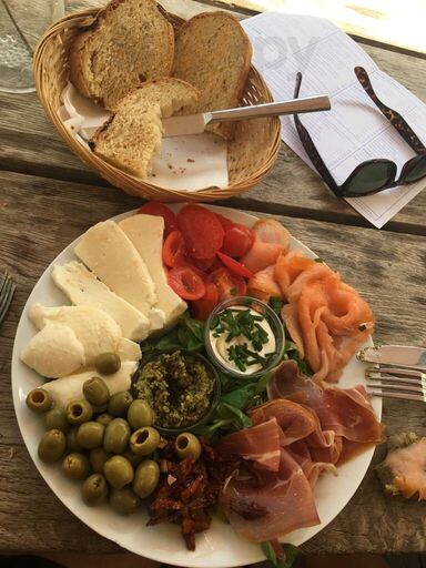 Kuk Bistro