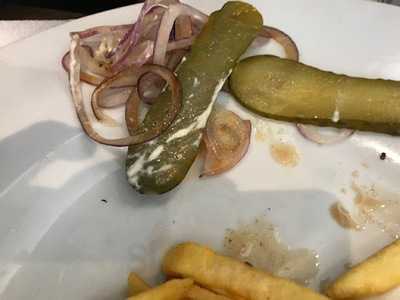 Viktoria Restaurant & Bar