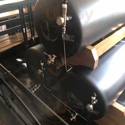 Vylazená Restaurace & Pivnice Ve Dvoře