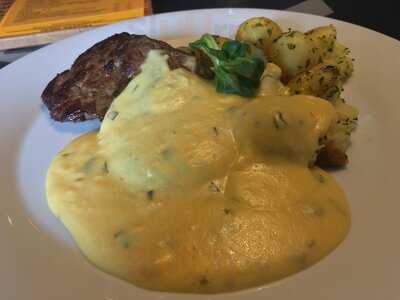 Potrefena Husa Lisen