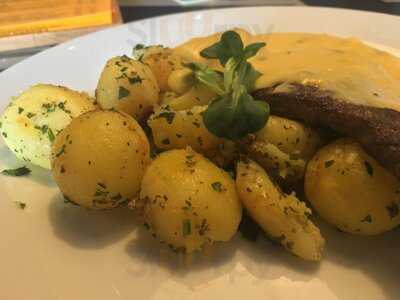 Potrefena Husa Lisen