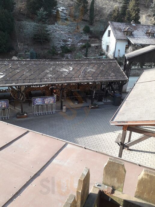 Restaurace A Penzion Pod Dračí Skálou