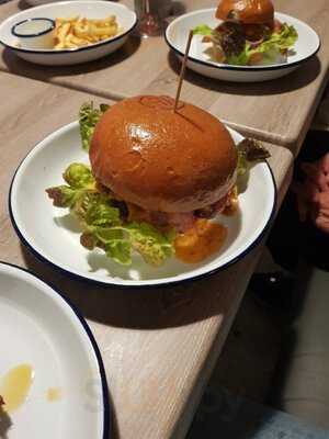 Domyno Burger Bar č.2