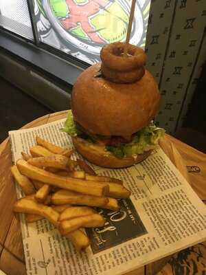 Excelent Urban Pub Koley