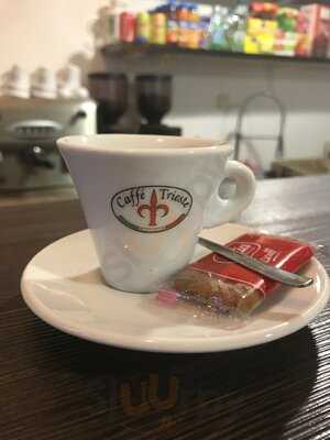 Caffé Trieste