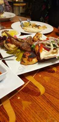 El Emir Lebanese Restaurant