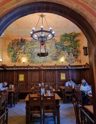 Restaurace U Svatého Filipa A Jakuba