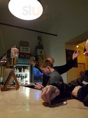 Illegal Beer Pivotéka