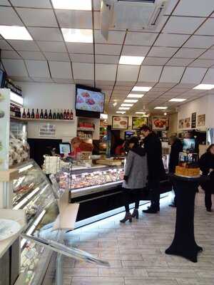 Lahůdky Zlatý Kříž