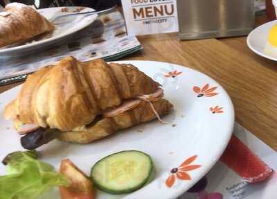 Kavarna Creperie Quadrio