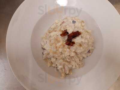 Hostinec U Zlaté Kotvy