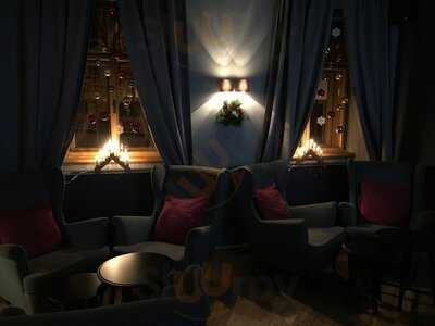 Smokehouse Lounge & Bar