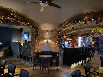 Smokehouse Lounge & Bar