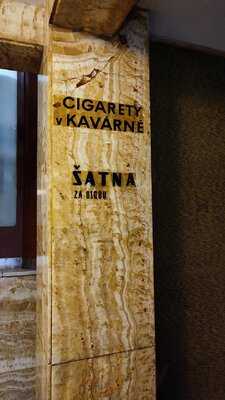 Zemanova Kavárna A Cukrárna