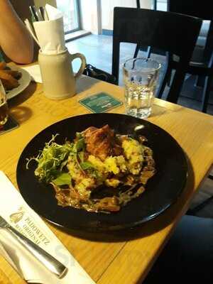 Pub Restaurace Palac Padowetz