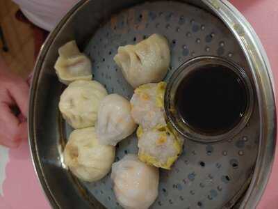 Moon Chinese Restaurant