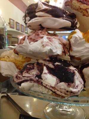 Kavarna U Zlatého Jelena