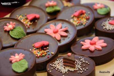 Bakery Café By "muffin Concept"