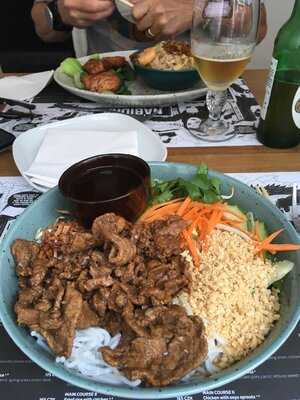 Yamyam - Thai Food & Cafe