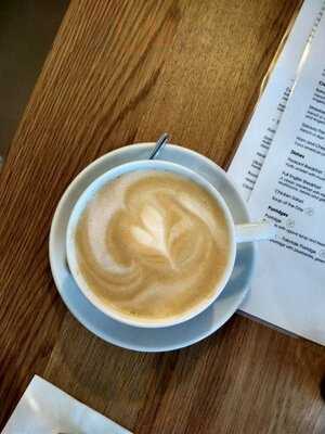 Kavárna - Cukrárna Elvíra