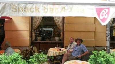 Adria Snackbar