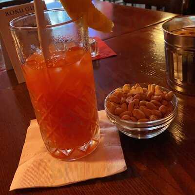 Repete Cocktail & Café Bar