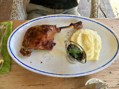 Penzion V Polích Restaurant