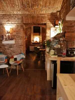 Amazonia Café - Step In