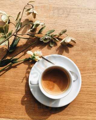 Doubleb Coffee & Tea Belehradská