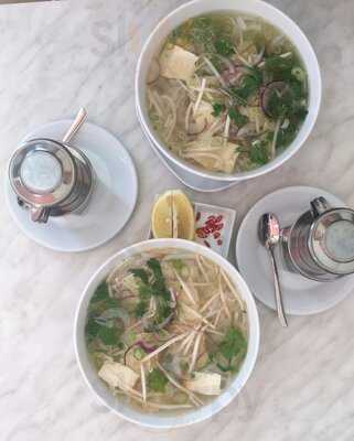 Pho&nem