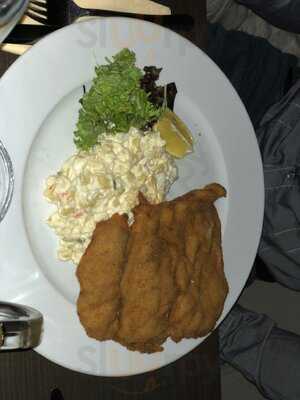 Postel Restaurant And Bar