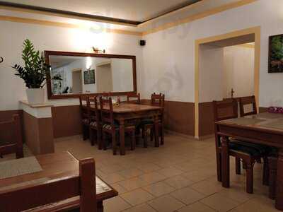 Pho Binh An - Vietnamská Restaurace