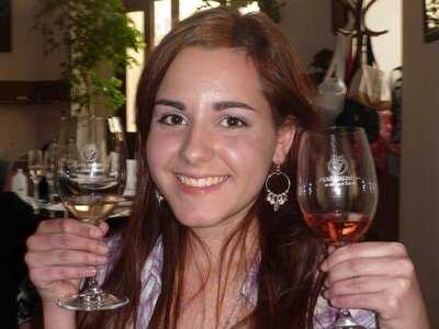 Akademicka Kavarna A Vinoteka